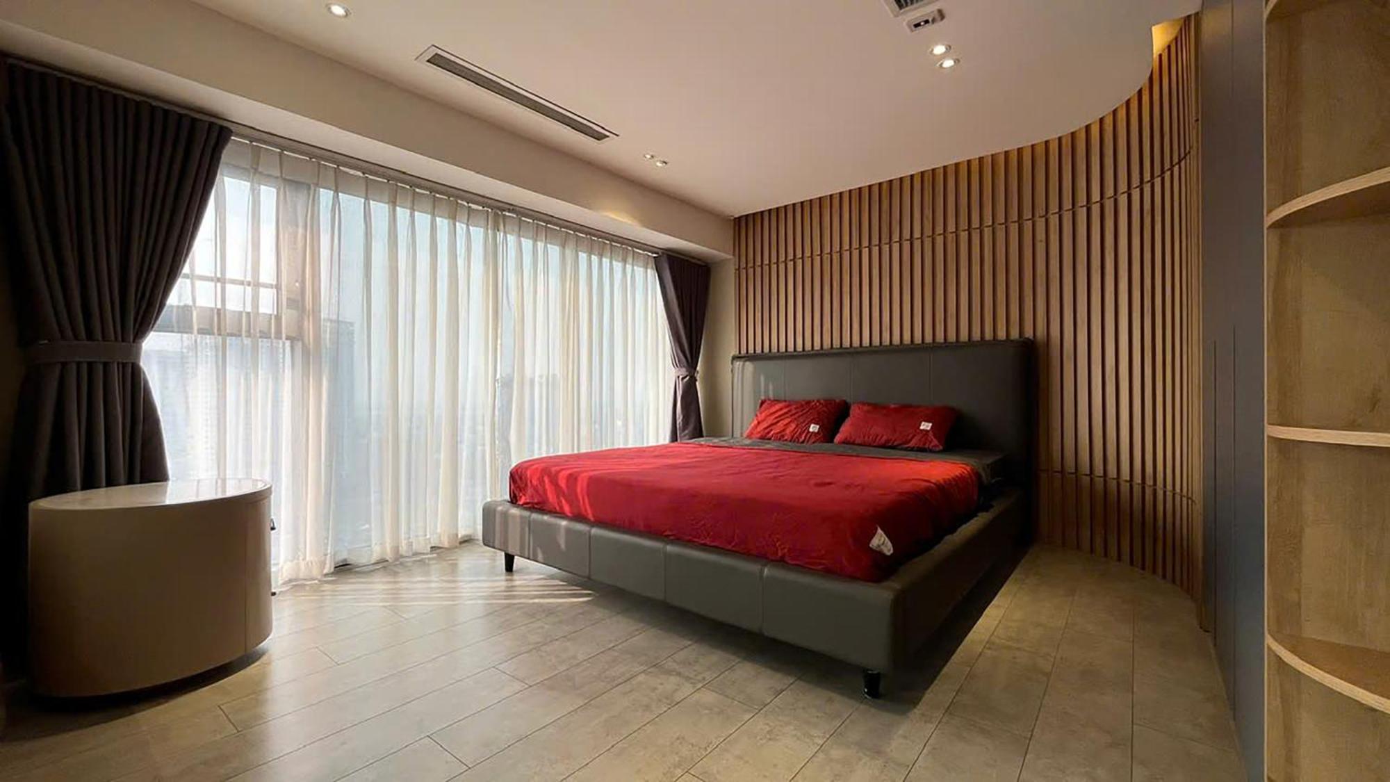 Pentstudio West - Duplex Near West & Lotte Mall