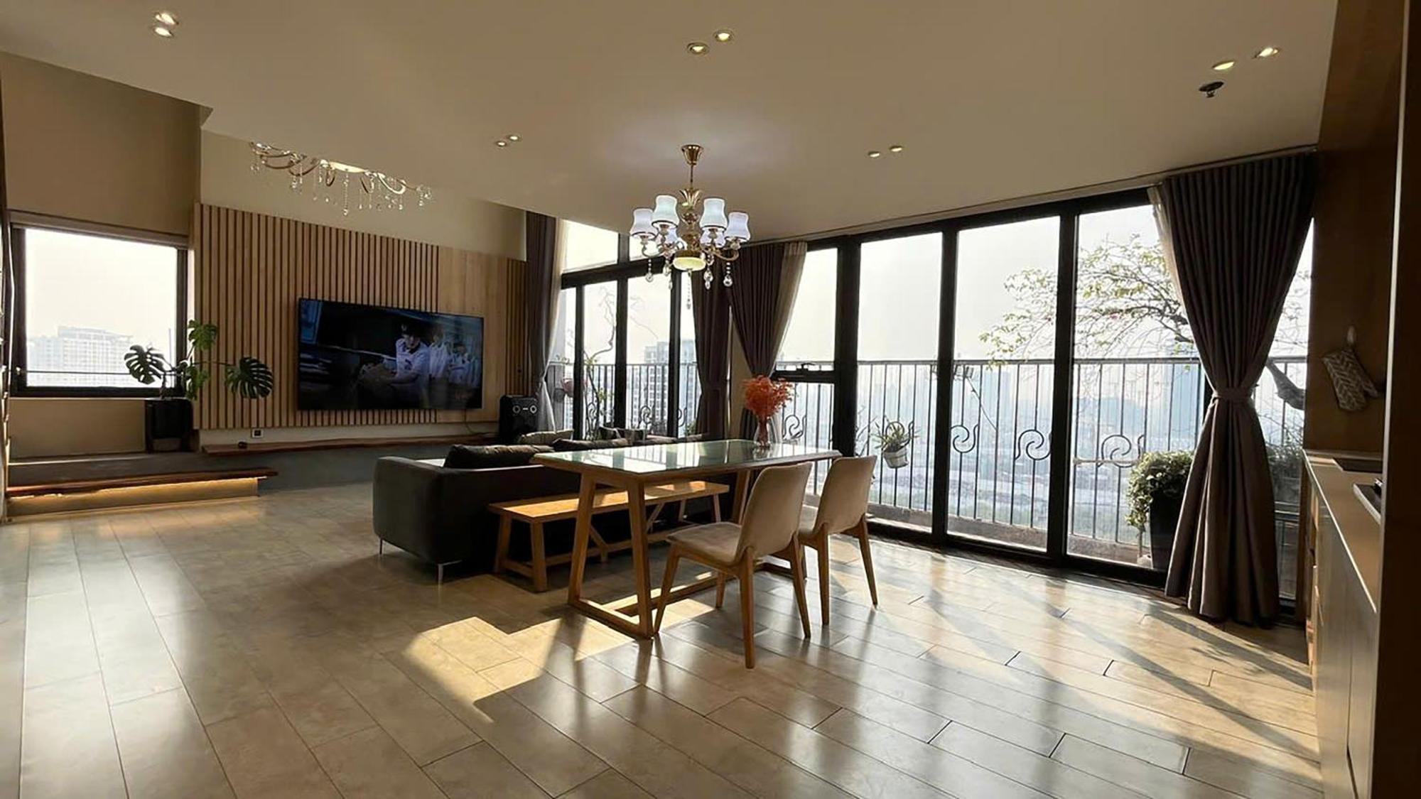 Pentstudio West - Duplex Near West & Lotte Mall