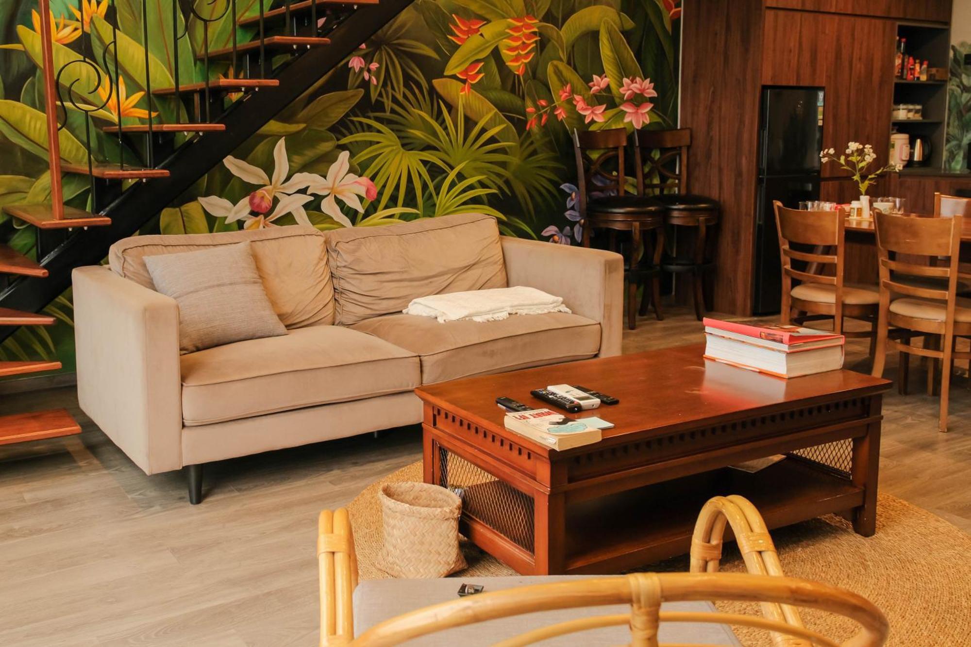 Pentstudio West Duplex Căn hộ