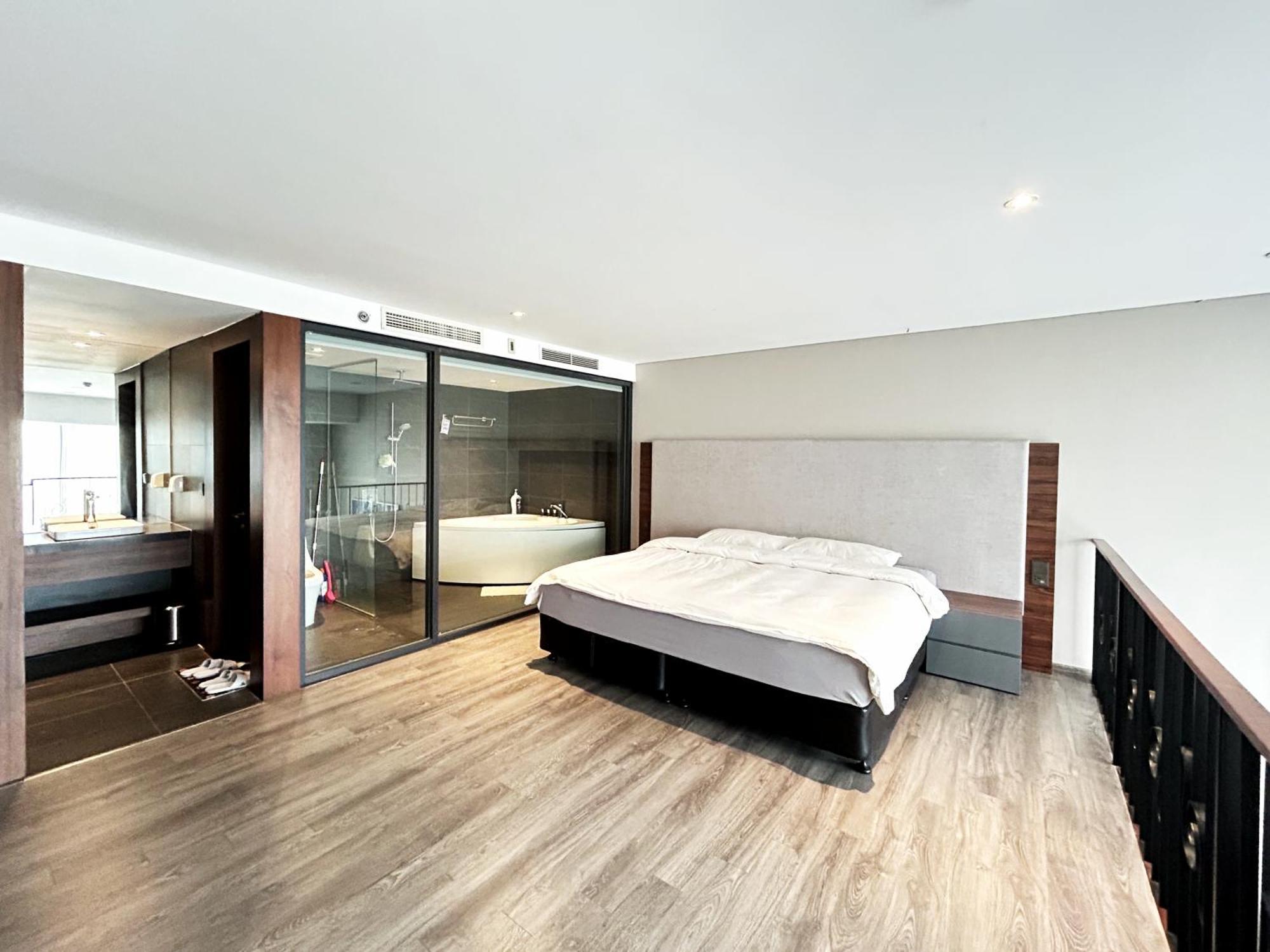 Apartment Pentstudio West - Duplex Near West & Lotte Mall *