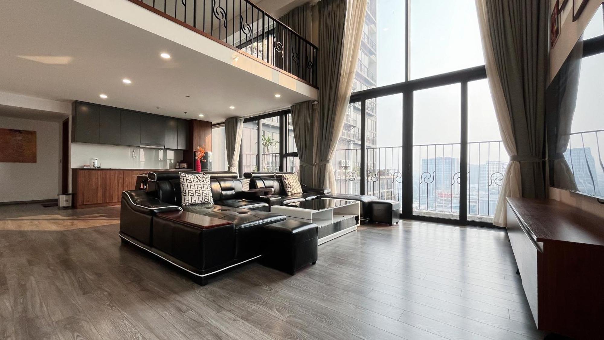 Pentstudio West Duplex Căn hộ